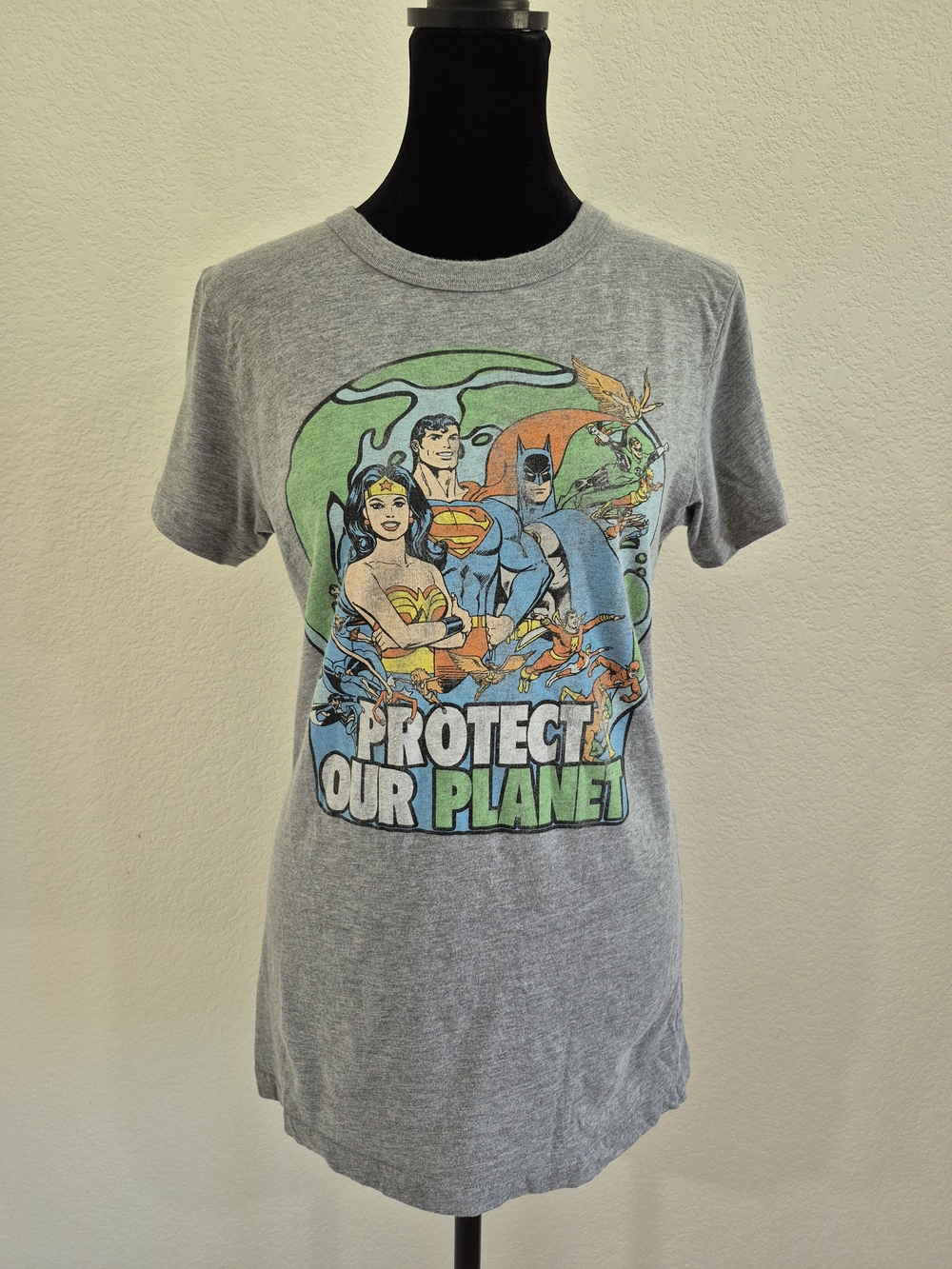 Vintage Junk Food Clothing Gray 'Protect Our Planet' Short Sleeve Tee